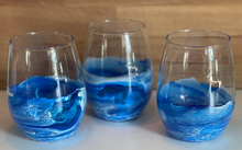 Load image into Gallery viewer, Ocean/Beachy Themed Iced Coffee Glass or Stemless Wine glass